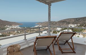 Castello Amorgos Suites