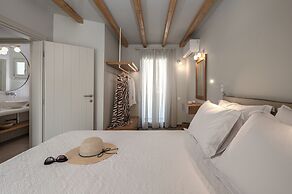 Castello Amorgos Suites