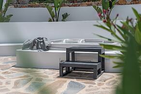 Castello Amorgos Suites