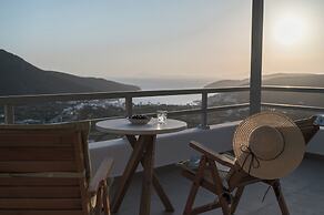 Castello Amorgos Suites
