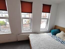 1 Bed-sleeps 4-pet Friendly-central Location