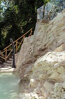 LA FORESTALE Luxury Ecolodge