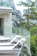 LA FORESTALE Luxury Ecolodge