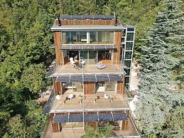 LA FORESTALE Luxury Ecolodge