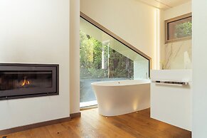 LA FORESTALE Luxury Ecolodge