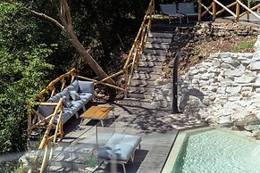 LA FORESTALE Luxury Ecolodge