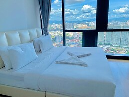 Well-Shaped Suites At STAR KLCC