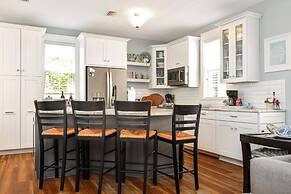 Barefoot Cottage B12 - Sea La Vie