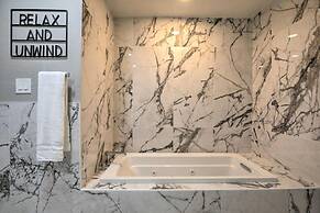 Collins Family-friendly Texas Home With Private Pool