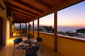 Golden Sand Beach Villa