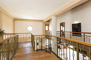 Golden Sand Beach Villa