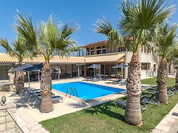 Golden Sand Beach Villa Villa