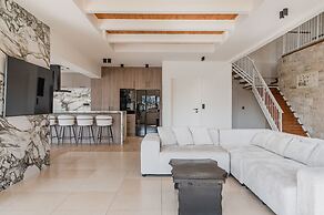 Golden Sand Beach Villa Villa