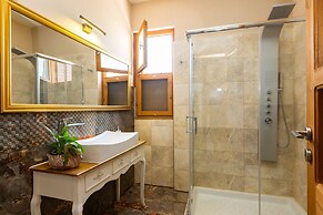 Golden Sand Beach Villa