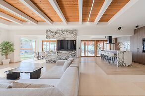 Golden Sand Beach Villa Villa
