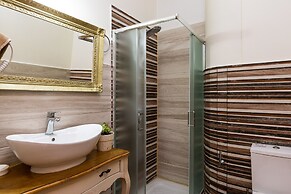 Golden Sand Beach Villa