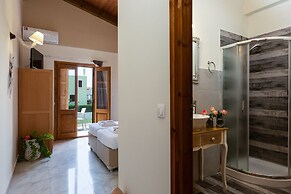 Golden Sand Beach Villa