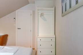 Huswell - Villa Near Beach With Double Parking