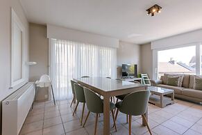 Huswell - Villa Near Beach With Double Parking