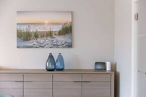 Huswell - Villa Near Beach With Double Parking