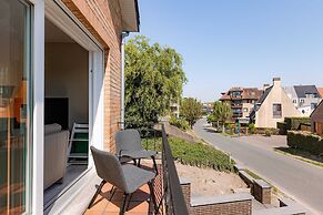 Huswell - Villa Near Beach With Double Parking