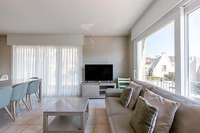 Huswell - Villa Near Beach With Double Parking