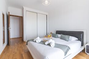 Palm Paradise by Atlantic Holiday