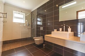 Palm Paradise by Atlantic Holiday