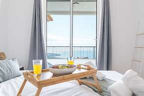 Palm Paradise by Atlantic Holiday