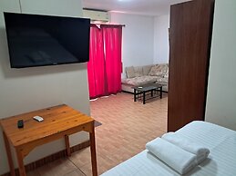 Namtip Bar & Guesthouse