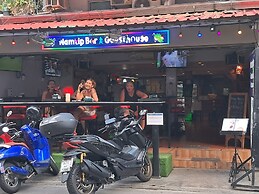 Namtip Bar & Guesthouse