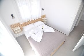 Zennova 29 Vourvourou Garden House