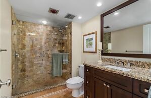 Island Reef 703 in Fort Myers Beach