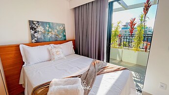 Ocean Art Park by Living