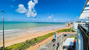 Ocean Art Park by Living