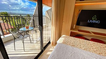 Ocean Art Park by Living