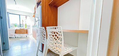 Ocean Art Park by Living