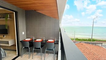 Ocean Art Park by Living