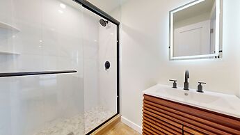 Ocean's Edge Luxury Rentals