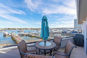 The Edgewater Condos by AvantStay