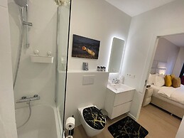 One Lux Stay near Antwerp Central