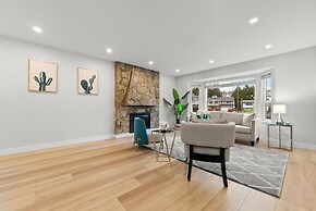 Vancouver Lake City Way Guesthouse