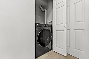 Vancouver Lake City Way Guesthouse