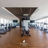 Beachy Condo - 2BR 2B