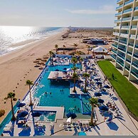 Beachy Condo - 2BR 2B