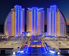 Beachy Condo - 2BR 2B