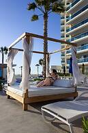 Beachy Condo - 2BR 2B