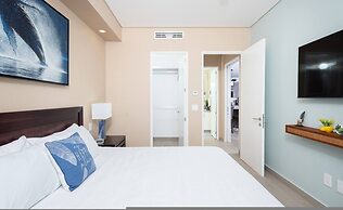 Beachy Condo - 2BR 2B