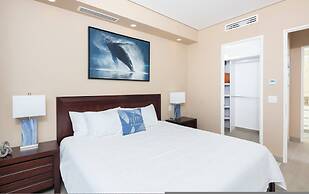 Beachy Condo - 2BR 2B