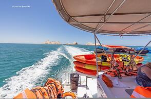 Beachy Condo - 2BR 2B